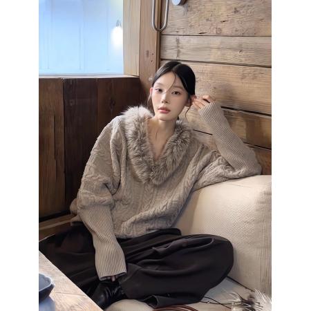 FA46259# 咖色毛毛V领套头蝙蝠袖毛衣女秋冬季内搭慵懒气质宽松针织衫上衣 服裝批發女裝批發服飾貨源