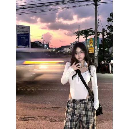 FA46284# 火龙果色v领长袖连体上衣性感辣妹风修身打底衫别致内搭T恤带胸垫 服裝批發女裝批發服飾貨源