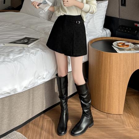 FA46291# 毛呢短裤女秋冬A字裙裤拼接半身裙波点植绒呢子高腰短裤裙靴裤 服裝批發女裝批發服飾貨源