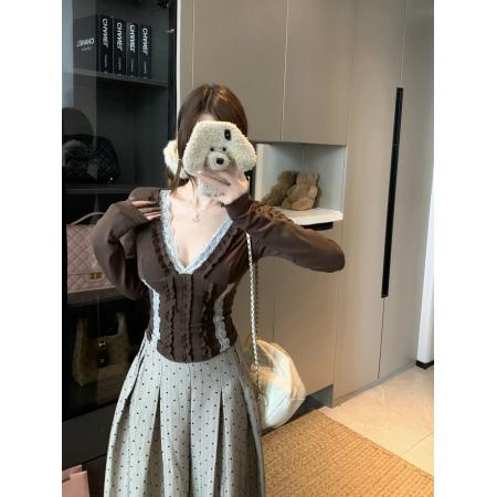 FA46297# 欲辣撩精蕾丝木耳边V领T恤女秋冬修身内搭打底衫上衣 服裝批發女裝批發服飾貨源