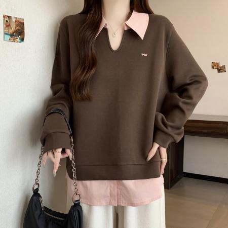 FA46413# 新款大码女装减龄百搭上衣胖mm秋冬装新款假两件撞色翻领卫衣 服裝批發女裝批發服飾貨源