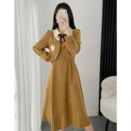 FA46454# 送蝴蝶结胸针 高级感假两件灯芯绒连衣裙秋冬法式学院风 服裝批發女裝批發服飾貨源