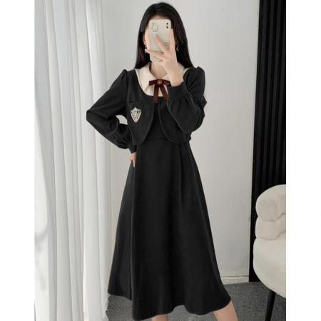 FA46454# 送蝴蝶结胸针 高级感假两件灯芯绒连衣裙秋冬法式学院风 服裝批發女裝批發服飾貨源