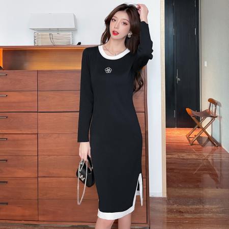 FA46483# 法式赫本长袖针织连衣裙女秋冬季高级感黑色侧开叉连衣裙