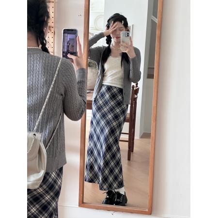 FA46533# -格子布复合加绒加厚新款百搭后开叉休闲半身裙女