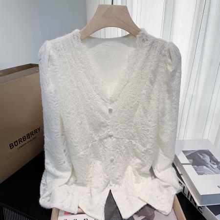 FA46601# 秋冬加绒加厚v领蕾丝泡泡袖外穿长袖衬衫温柔百搭内搭打底衫