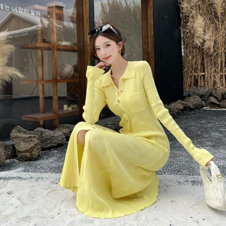 FA46611# 法式轻奢气质名媛减龄奶油黄单排扣修身垂感翻领针织连衣裙长裙