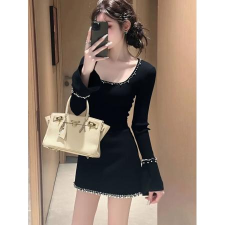 FA46619# 早秋温柔富家千金穿搭重要场合轻奢高级感巨好看小香风黑色连衣裙