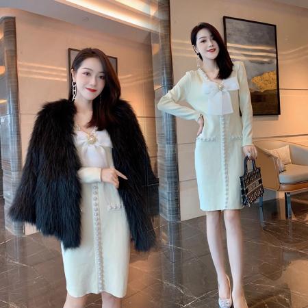 FA46629# 韩国气质钉珠蝴蝶结长袖针织毛衣针织连衣裙秋冬小香风内搭打底裙