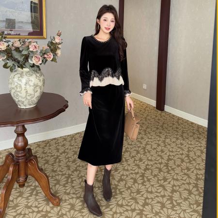 FA46635# 秋冬蕾丝拼接不规则下摆假两件名媛风轻奢丝绒大码连衣裙