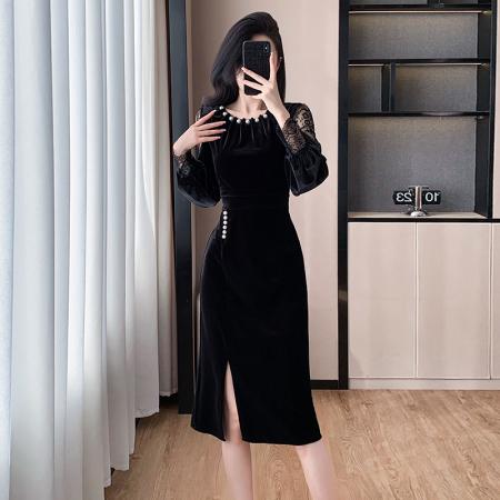 FA46638# 秋冬新款时尚蕾丝拼接珍珠手工轻奢设计感开叉连衣裙