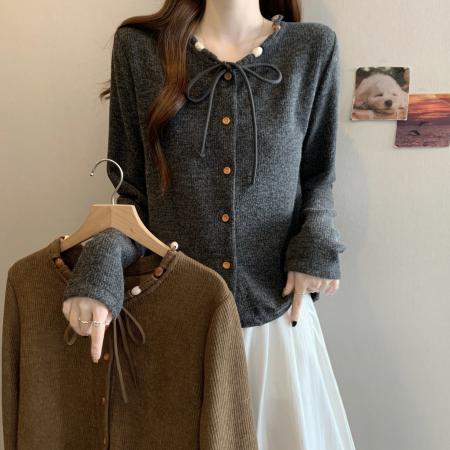 FA46773# 大码秋冬新款胖MM圆领串珠系带蝴蝶结设计感甜美遮肉显瘦上衣 服裝批發女裝批發服飾貨源