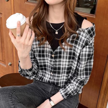 FA46846# 露肩格子假两件拼接t恤女秋装新款设计感小众别致长袖上衣 服裝批發女裝批發服飾貨源