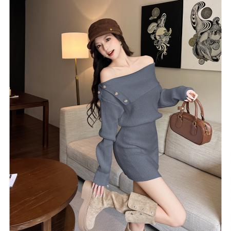 FA46688# 设计感长袖针织连衣裙女早秋新款法式包臀裙一字肩毛衣裙  服裝批發女裝批發服飾貨源