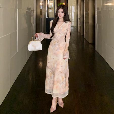 FA46696# 法式气质V领印花修身包臀裙喇叭袖A字显瘦百搭高腰连衣裙  服裝批發女裝批發服飾貨源