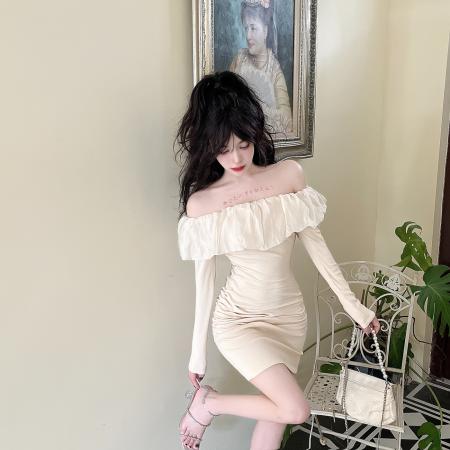 FA46716# 秋季新款一字领露肩甜美收腰显瘦纯色弹力连衣裙  服裝批發女裝批發服飾貨源