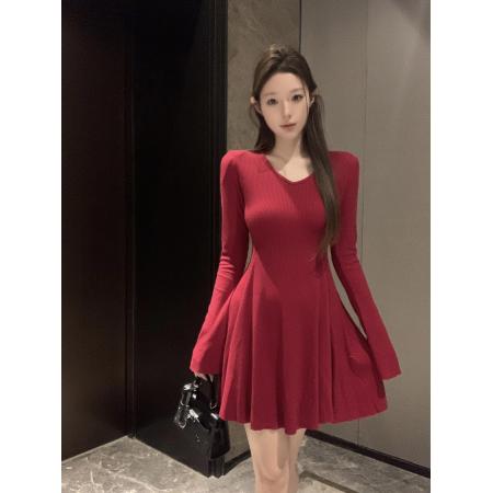 圣诞复古红V领喇叭袖针织连衣裙女收腰修身性感A字短裙  服裝批發女裝批發服飾貨源