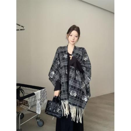 FA46785# 法式优雅山茶花格纹披肩女保暖斗篷外搭千感流苏围巾  服裝批發女裝批發服飾貨源