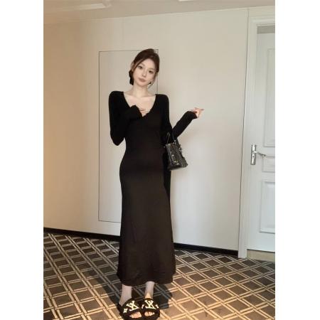 FA46789# 韩系简约方领长袖磨毛连衣裙女收腰显瘦内搭包臀长裙  服裝批發女裝批發服飾貨源