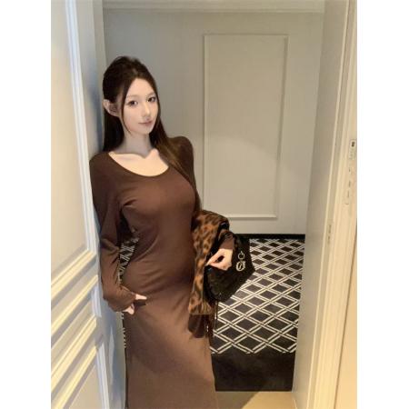 FA46789# 韩系简约方领长袖磨毛连衣裙女收腰显瘦内搭包臀长裙  服裝批發女裝批發服飾貨源