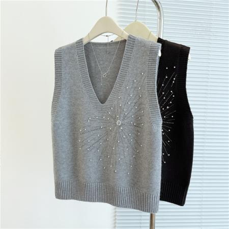 FA46842# 大码重工钉珠烫钻圆领针织衫女胖MM新款设计感小众无袖背心上衣  服裝批發女裝批發服飾貨源