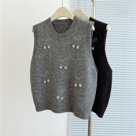 FA46843# 胖MM重工钉珠羊毛针织马甲女大码叠穿打底外搭背心法式无袖小上衣  服裝批發女裝批發服飾貨源