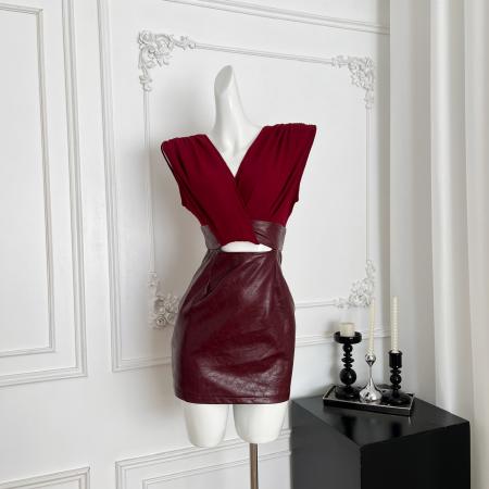 FA46846# 伯爵夫人酒红色深V无袖皮革裙复古收腰修身连衣裙  服裝批發女裝批發服飾貨源