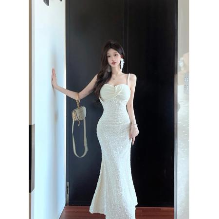 FA46872# 纯欲轻熟风高级感丝绒亮片V领鱼尾包臀修身吊带打底连衣裙  服裝批發女裝批發服飾貨源