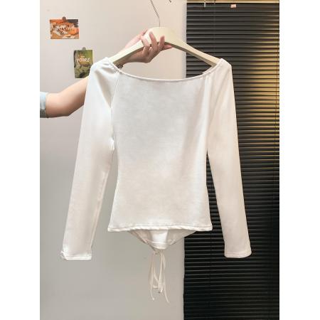 FA46885# 一字肩绑带撞色拼接针织T恤女设计感修身收腰辣妹风长袖上衣  服裝批發女裝批發服飾貨源