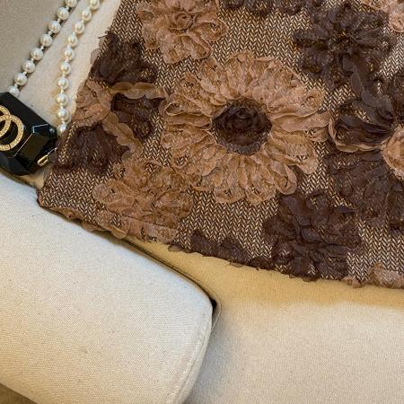 FA46886# 立体花朵刺绣毛呢包臀裙A字裙秋冬短裙古典文艺感百搭半身裙  服裝批發女裝批發服飾貨源