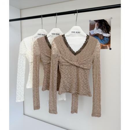 FA46983# 白水女美美蕾丝打底V领蕾丝扭结T恤女秋冬韩系温柔纯欲长袖上衣 服裝批發女裝批發服飾貨源