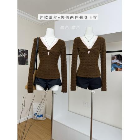 FA46988# 红人馆内搭打底衫女新款秋冬高级感长袖t恤蕾丝v领假两件上衣 服裝批發女裝批發服飾貨源