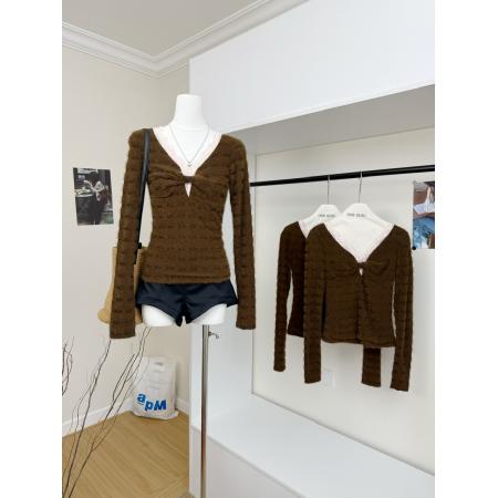 FA46988# 红人馆内搭打底衫女新款秋冬高级感长袖t恤蕾丝v领假两件上衣 服裝批發女裝批發服飾貨源