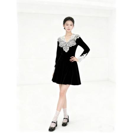 FA47018# 赫本风气质黑色蕾丝连衣裙女装秋冬新款时髦收腰生日礼服长裙 服裝批發女裝批發服飾貨源