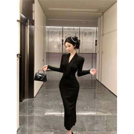 FA47027# 纯欲性感扭结V领长袖连衣裙女新款设计感小众收腰包臀长裙子 服裝批發女裝批發服飾貨源