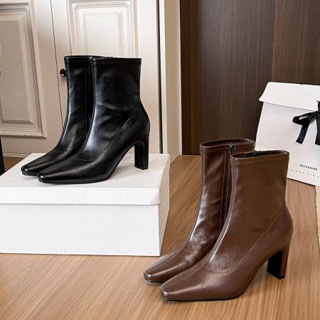 X-32851# 小众轻奢秋冬手工跨境外贸复古女鞋女靴软皮复古桃粗跟方头弹 鞋子批发女鞋批发货源