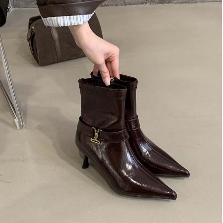 X-32868# 秋冬新款设计感尖头细跟时装靴黑色性感金属高跟瘦瘦靴女短靴 鞋子批发女鞋批发货源