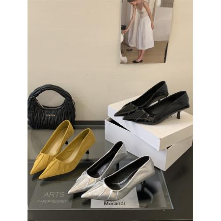 X-32925# 四季单鞋邹纹细跟尖头女秋鞋35-40码 鞋子批发女鞋批发货源