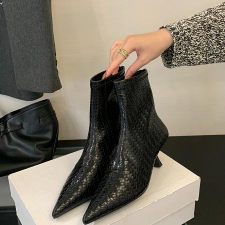 X-32934# 新款秋冬尖头细跟短靴女绒面瘦瘦鞋百搭舒适短筒靴女 鞋子批发女鞋批发货源