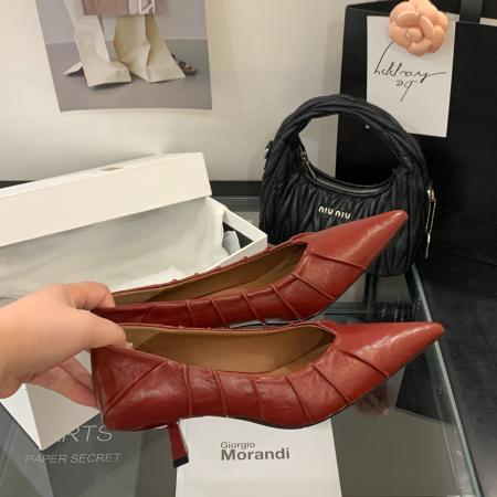 X-32939# 新款秋季尖头褶皱小众设计简约高跟鞋女时尚气质浅口高跟鞋 鞋子批发女鞋批发货源