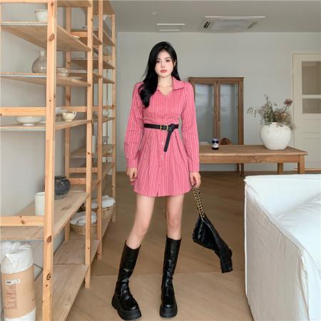 FA47121# 复古轻奢条纹长袖红色衬衫裙新款高级设计感胖妹妹收腰显瘦连衣裙  服裝批發女裝批發服飾貨源