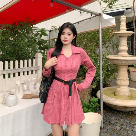 FA47121# 复古轻奢条纹长袖红色衬衫裙新款高级设计感胖妹妹收腰显瘦连衣裙  服裝批發女裝批發服飾貨源
