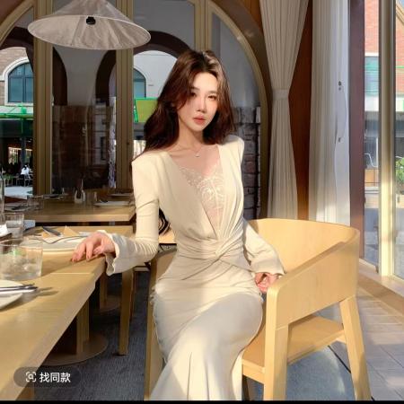 FA47181# 木子李的李柔蕾奢裁设计感针织蕾丝花边深V领扭结收腰连衣裙  服裝批發女裝批發服飾貨源