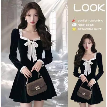 LN76365# 金丝绒法式方领蝴f蝶结长袖连衣裙a秋冬新款收腰女字短裙女装黑裙
