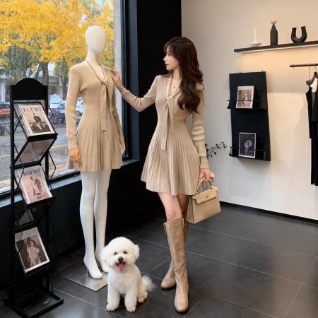 FA47234# 少女感系带V领系带针织连衣裙女秋冬修身收腰千金感气质裙子  服裝批發女裝批發服飾貨源