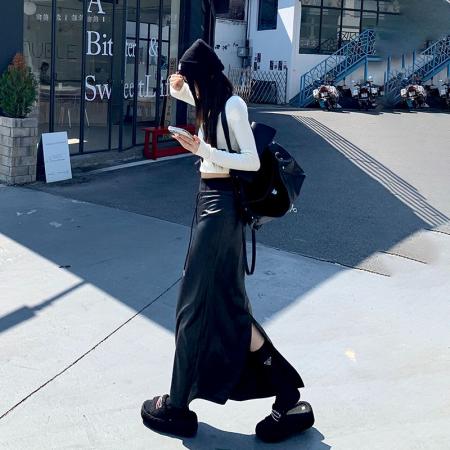 FA47241# 气质黑色开衩皮裙女秋冬新款高腰a字显瘦直筒高级感皮长裙  服裝批發女裝批發服飾貨源