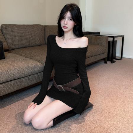 FA47249# 秋冬磨毛针织打底裙纯欲辣妹低圆领一字肩露锁骨包臀连衣裙  服裝批發女裝批發服飾貨源