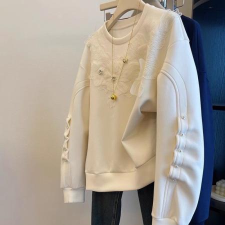 FA47352# 设计感重工珍珠花朵装饰无帽套头卫衣女冬季新款加绒加厚上衣  服裝批發女裝批發服飾貨源