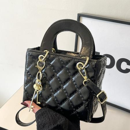 FA47428# 简约洋气菱格绣线手提包潮新款韩版复古休闲单肩斜挎小方包女 女包批发包包批发货源