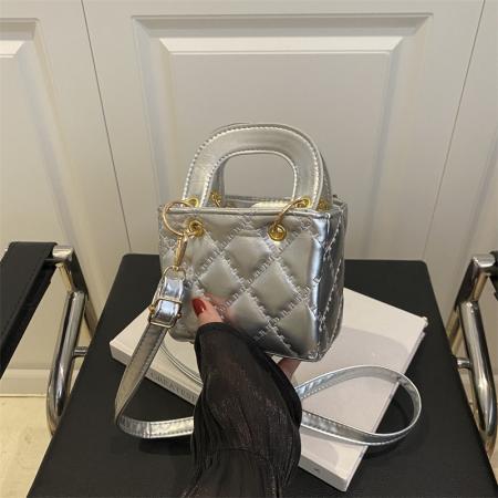 FA47496# 菱格时尚女士温柔质感手提包新款绣线单肩斜挎迷你小方包 女包批发包包批发货源